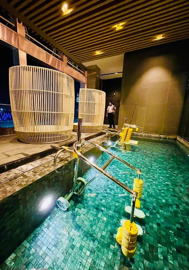Tropicana The Residences Klcc Cozeestay Kuala Lumpur