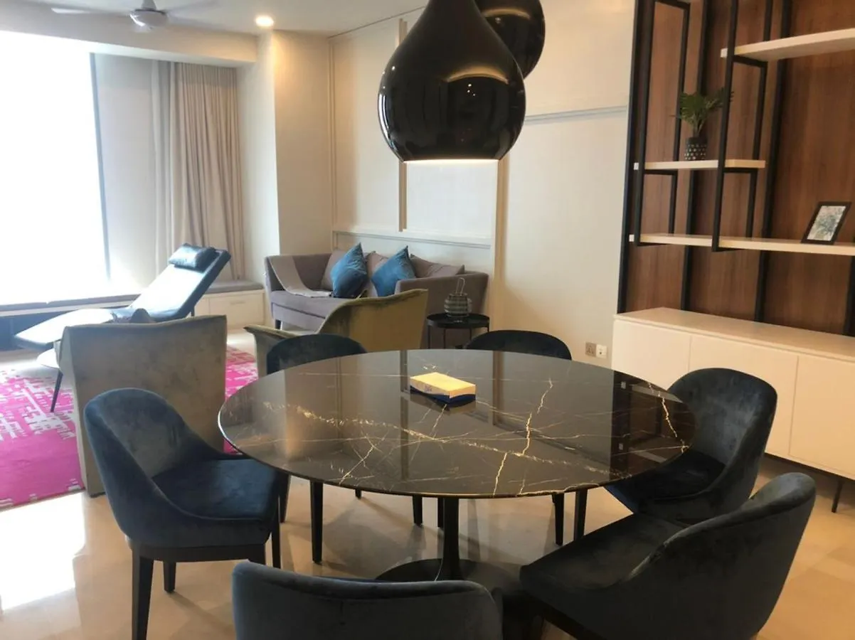 Tropicana The Residences Klcc Cozeestay Kuala Lumpur