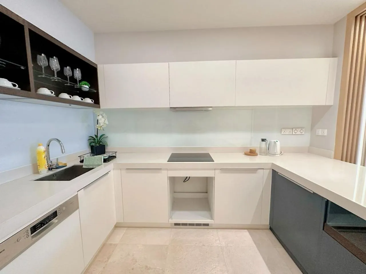 Tropicana The Residences Klcc Cozeestay Kuala Lumpur Malaysia