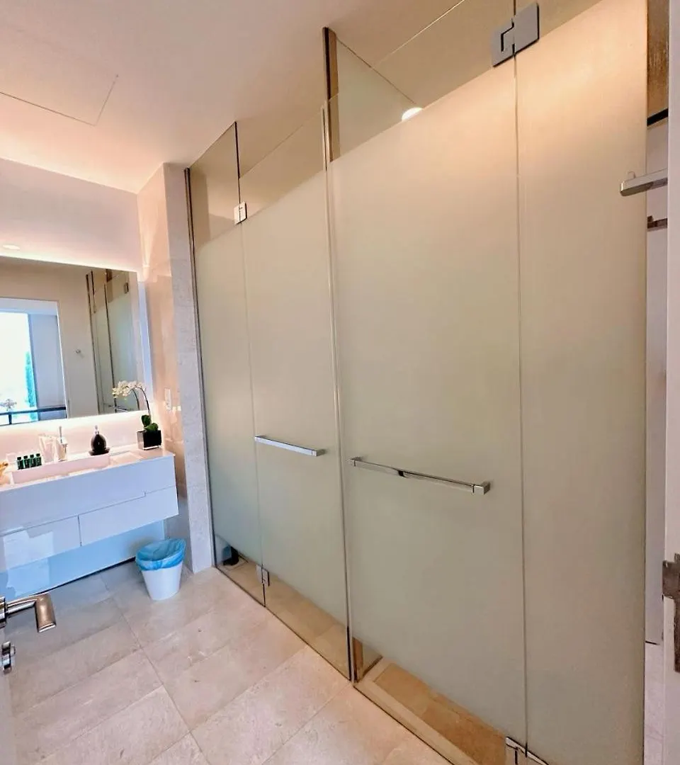 Tropicana The Residences Klcc Cozeestay Kuala Lumpur Malaysia
