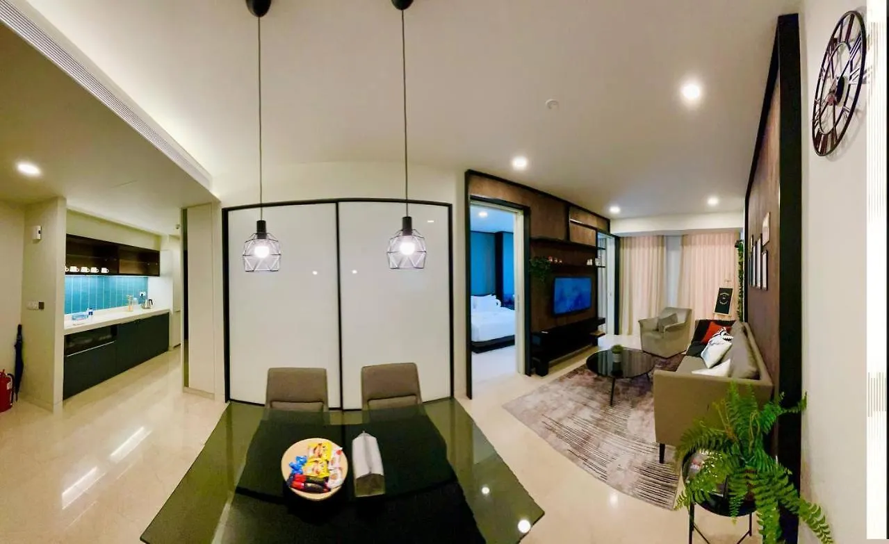 Tropicana The Residences Klcc Cozeestay Kuala Lumpur